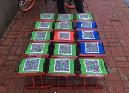 街頭共享馬扎頻頻丟失，公共的還是不如自己的