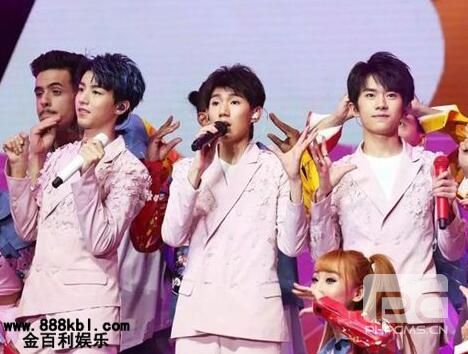 金百利娛樂快報(bào)：央視中秋晚會(huì)陣容強(qiáng)大 成龍TFboys等將登臺(tái)