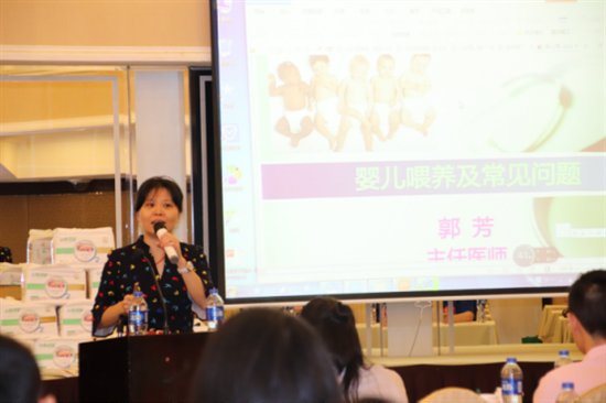 如何科學(xué)喂養(yǎng)？小米同學(xué)大型育兒講座受90后寶媽熱捧