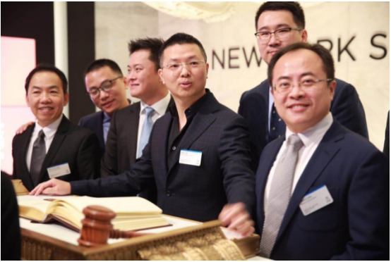 藍(lán)馳創(chuàng)投投資企業(yè)趣店隆重登陸紐約證券交易所 開盤市值輕松突破百億美元