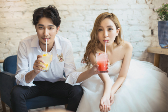 鄭州婚紗攝影工作室哪家好，“閨蜜照寫真哪里好唯美風(fēng)格”