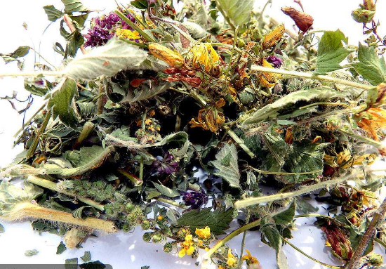 怎樣治療神經(jīng)性皮炎，一個(gè)讓你輕松解決煩惱的秘方
